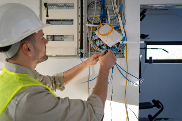 Professional Electrician in MO